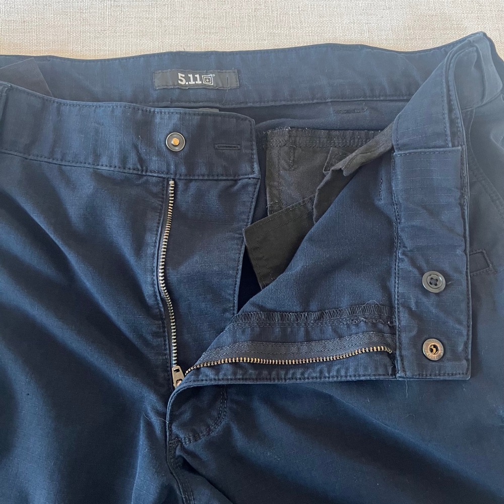 5.11 Tactical Pants Men's Sz 40 x 32 Navy Blue Ripstop Cargo/Work/Utility - Picture 5 of 13